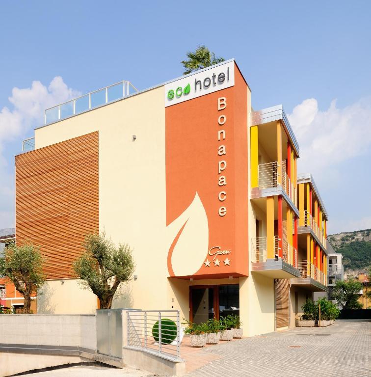 Eco Hotel Bonapace Torbole Sul Garda Exterior photo